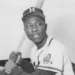 Hank Aaron Breaks Ruth’s Home Run Record Under Pressure